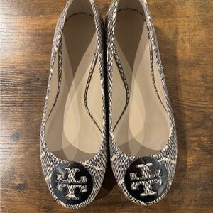 Tory Burch flats